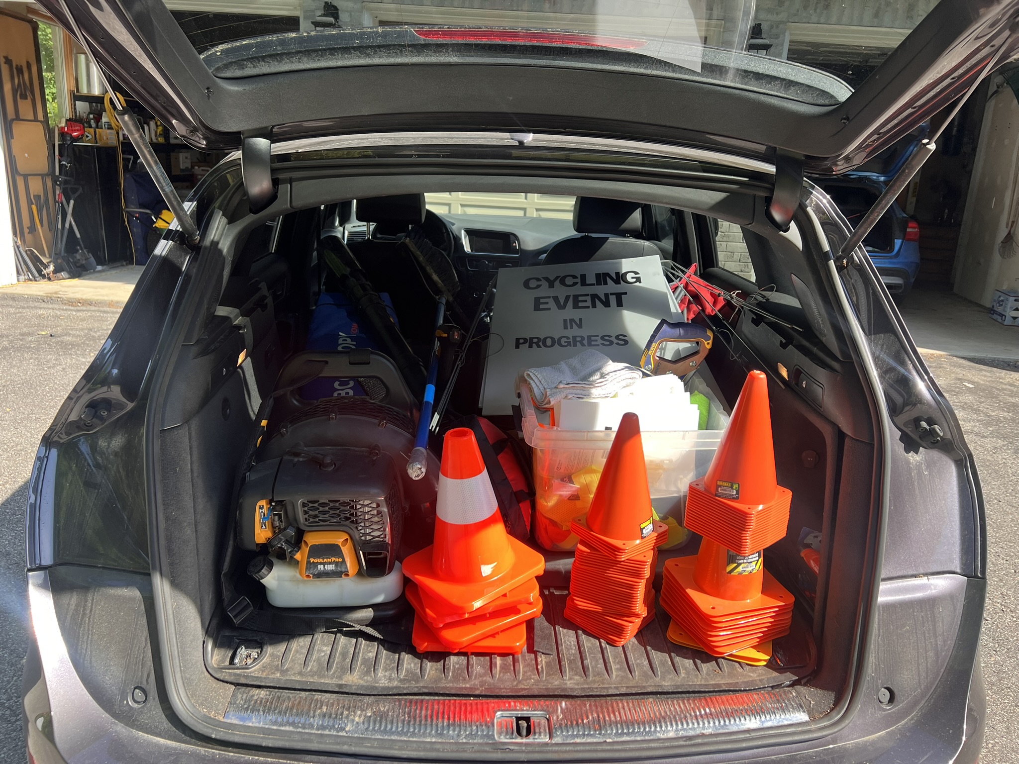 Race prep... Maybe one day the organizer will race again!